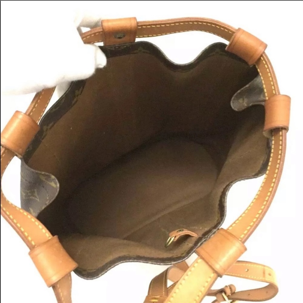 ✨💎STUNNING💎✨ Louis Vuitton Randonnee Backpack! - Picture 9 of 10
